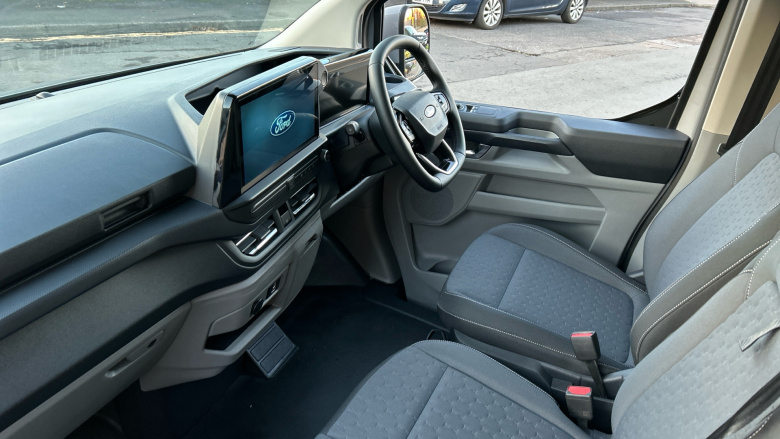 Ford Transit Custom E-320 L1 Rwd 100kW 65kWh H1 Van Limited Auto